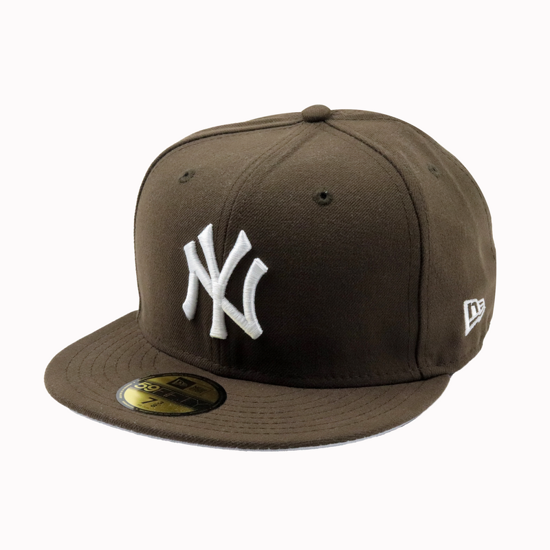 New Era New York Yankee Basic Fitted Hat