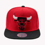 Mitchell and Ness Chicago Bulls Big Logo NBA Snapback Hat